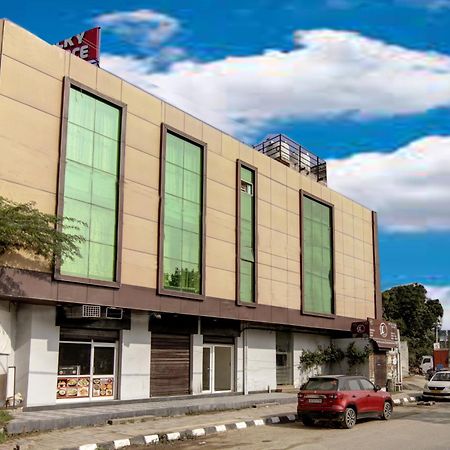 Hotel Silky Palace Near Igi Airportt New Delhi Ngoại thất bức ảnh