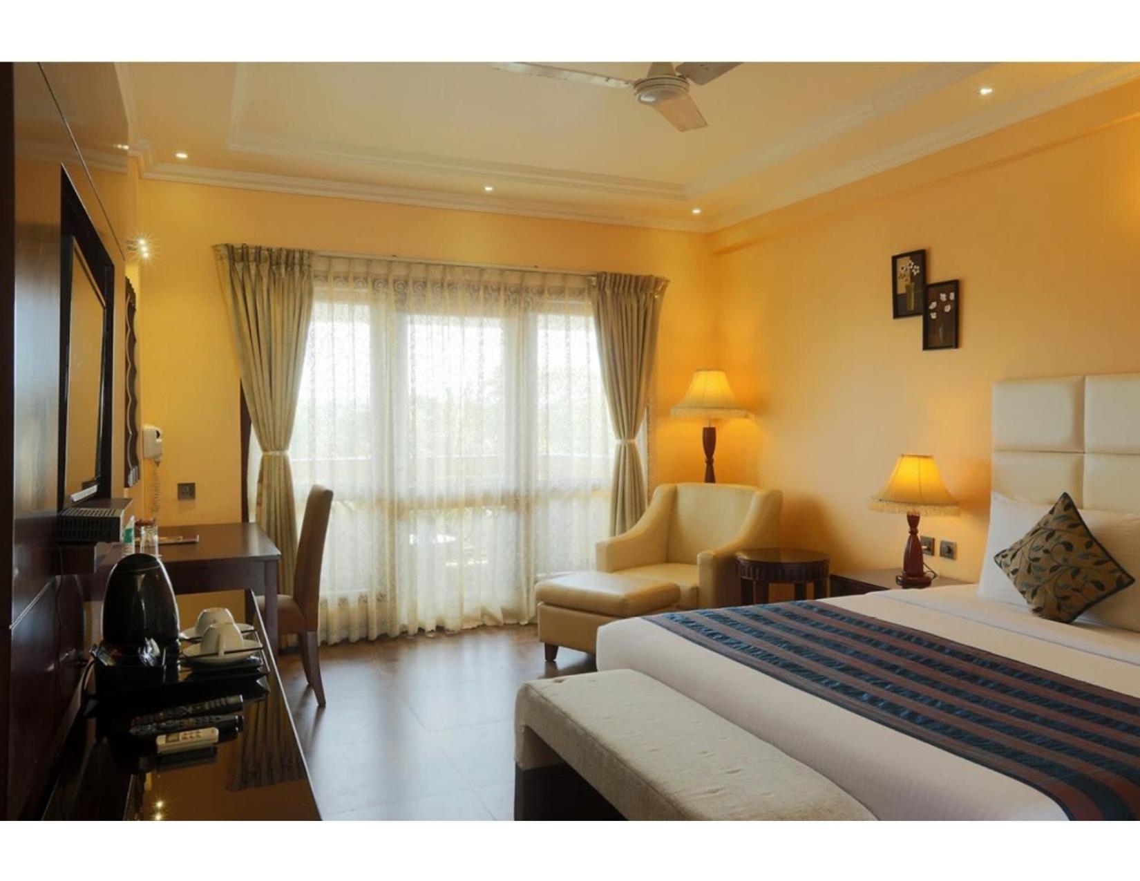 Hotel Silky Palace Near Igi Airportt New Delhi Ngoại thất bức ảnh